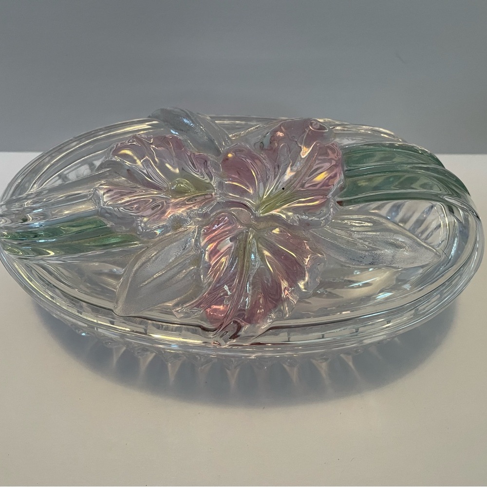 Elegant Glass Floral Dish